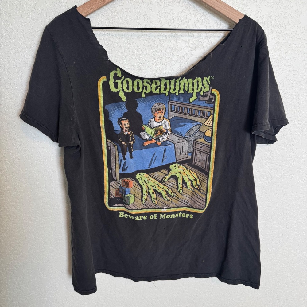 Spooky Grunge Goosebumps Off Shoulder Heavily Distressed Tee XL Black